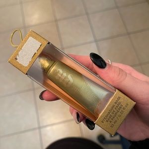 Urban Decay Eyeshadow Primer!